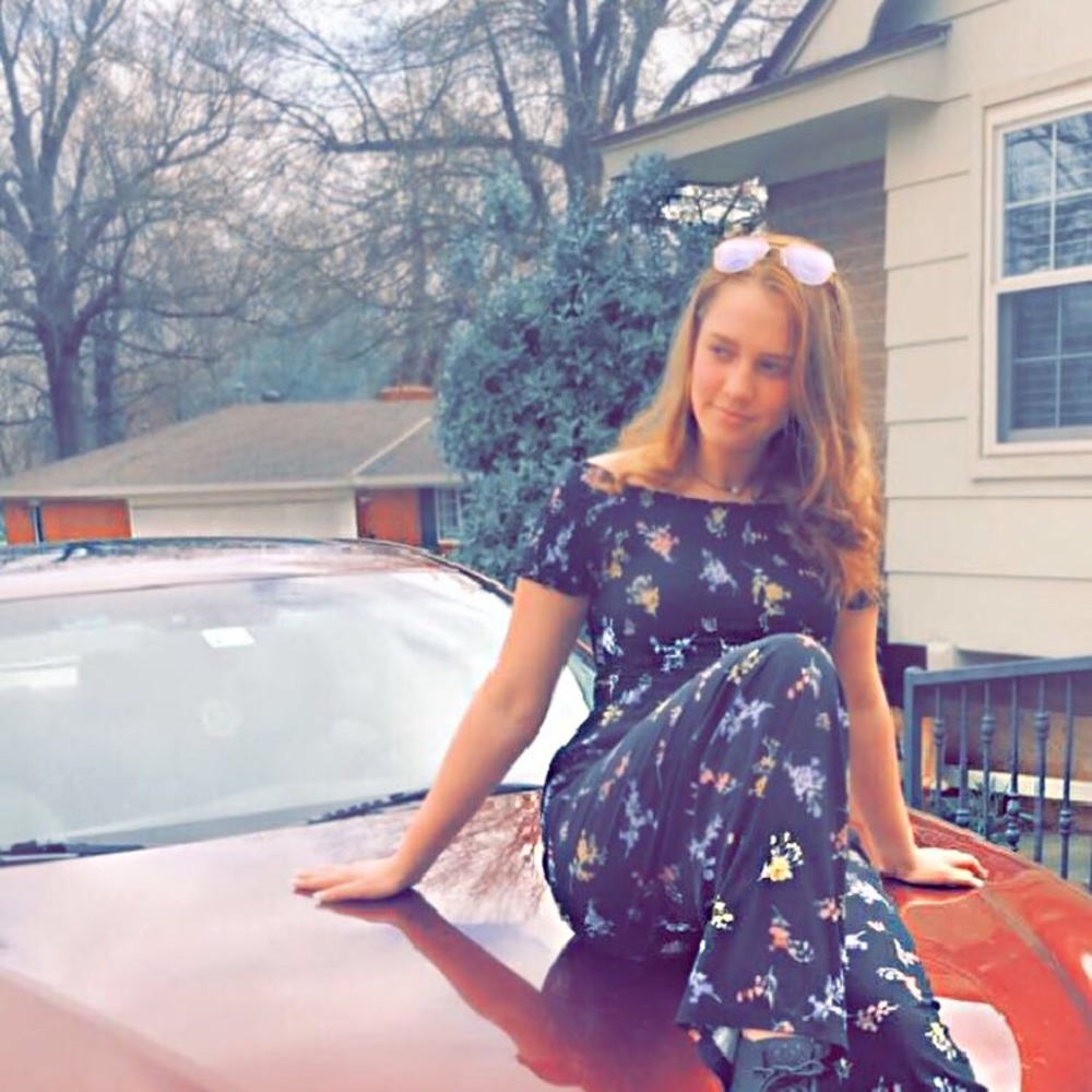 Meet your Posher, Carlie